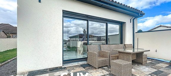 3 bedrooms Villa in Creches-sur-Saone, France No. 198797 23