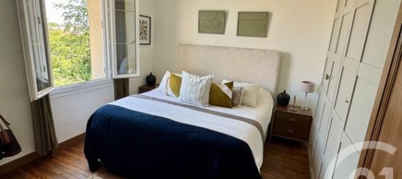 3 bedrooms House in Argenteuil, France No. 359629 11