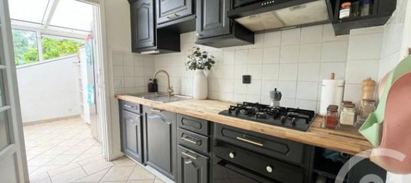 3 bedrooms House in Argenteuil, France No. 359629 7