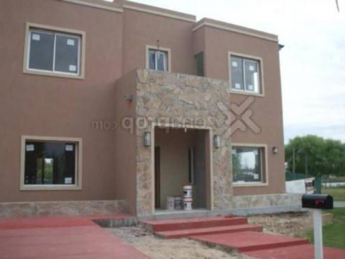 3 bedrooms Apartment in Tigre, Argentina No. 82839