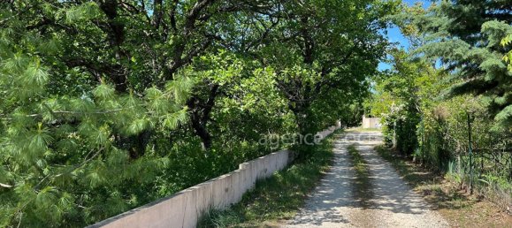 1800m² Land in Rustrel, France No. 62886 4