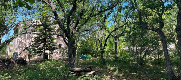 1800m² Land in Rustrel, France No. 62886 3