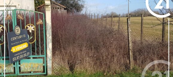 Terreno en Guenviller, France No. 47303 2