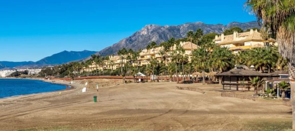 Hotel de 34 dormitorios en Marbella, Spain No. 51993 16