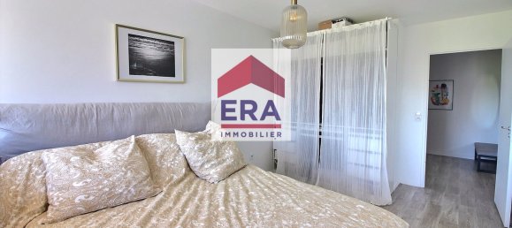 3 rooms Apartment in Seine-Saint-Denis, France No. 362695 13