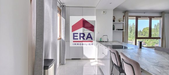 3 rooms Apartment in Seine-Saint-Denis, France No. 362695 7