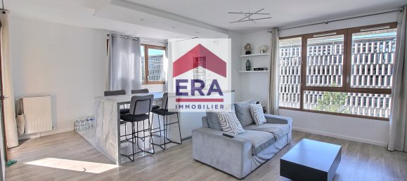 3 rooms Apartment in Seine-Saint-Denis, France No. 362695 3