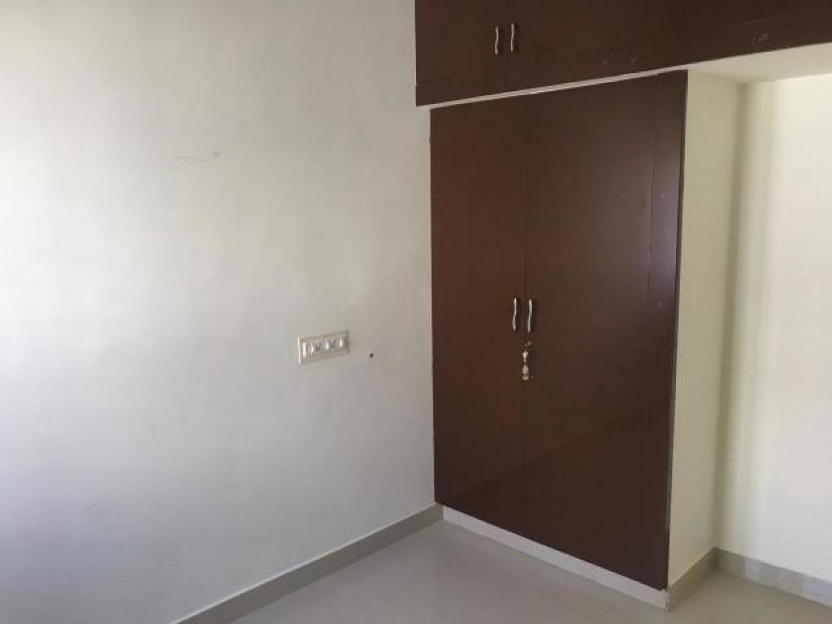 2 bedrooms House in Chennai, India No. 47671