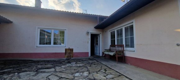 3 bedrooms Castles in Grossweikersdorf, Austria No. 165496 3