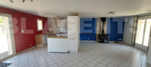 4 bedrooms House in Barjouville, France No. 317538 3