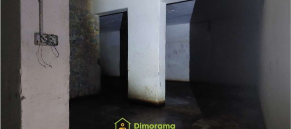 217m² Commercial property in Naples, Italy No. 274132 6