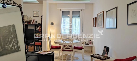 4 bedrooms Apartment in Parma, Italy No. 335905 2