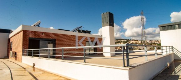 Dúplex de 3 dormitorios en Odivelas, Portugal No. 86461 44