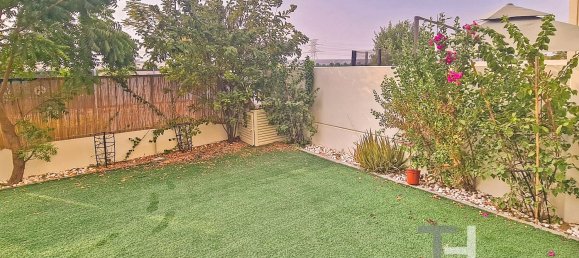 3 bedrooms Townhouse in Town Square, UAE No. 32205 3