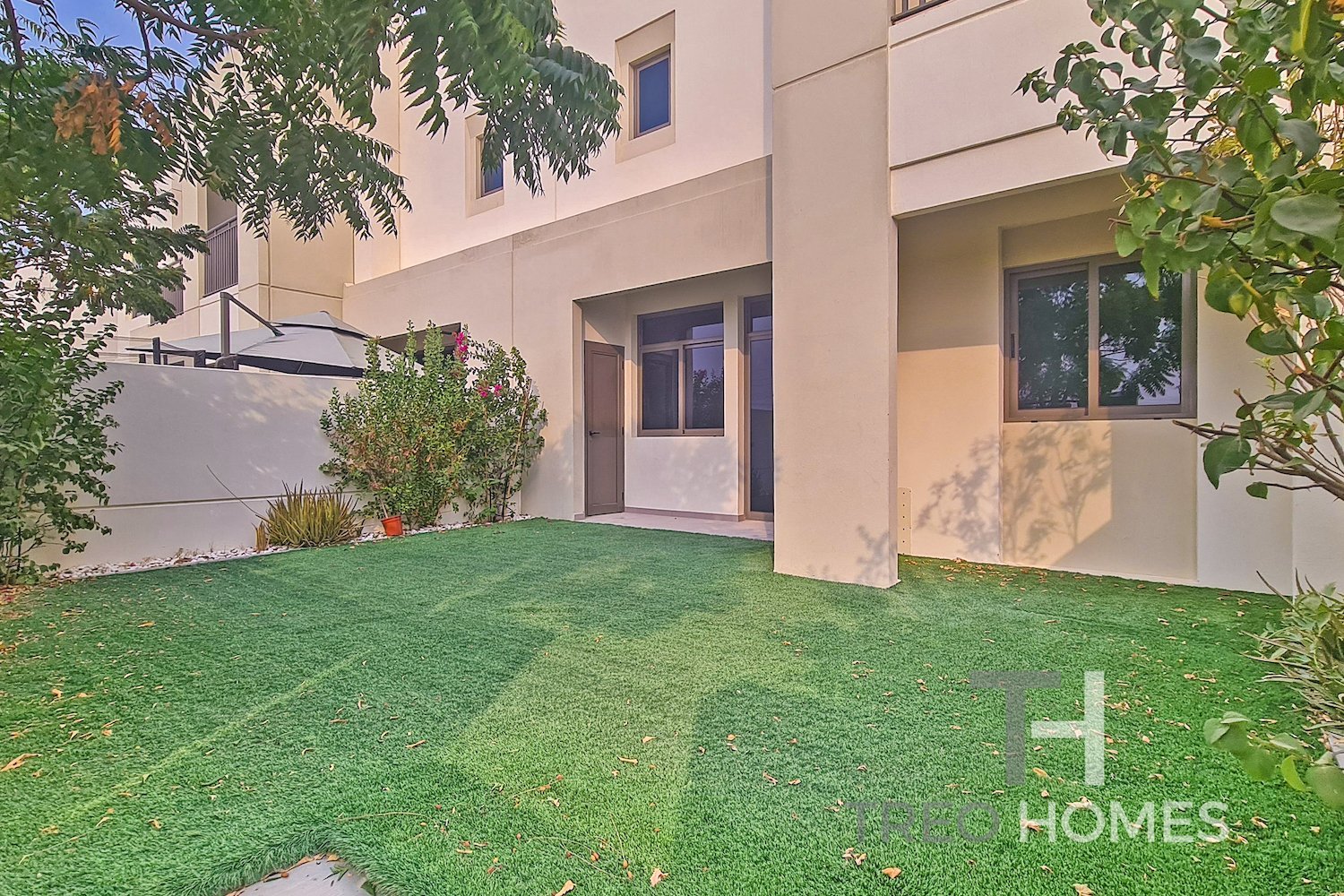 3 bedrooms Townhouse in Town Square, UAE No. 32205