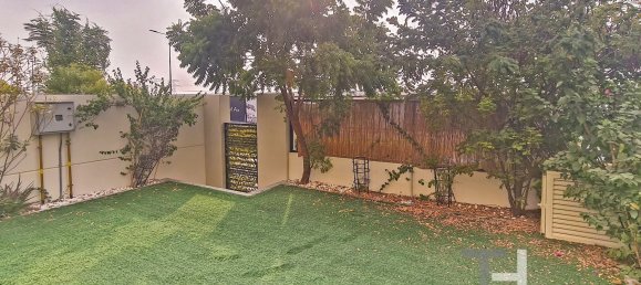 3 bedrooms Townhouse in Town Square, UAE No. 32205 2