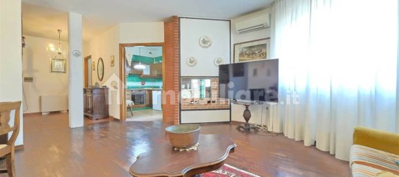 Casa T3 em Camaiore, Italy N.º 211009 9