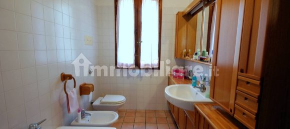 3 غرف نوم فيلا في Castenaso, Italy رقم 223144 27