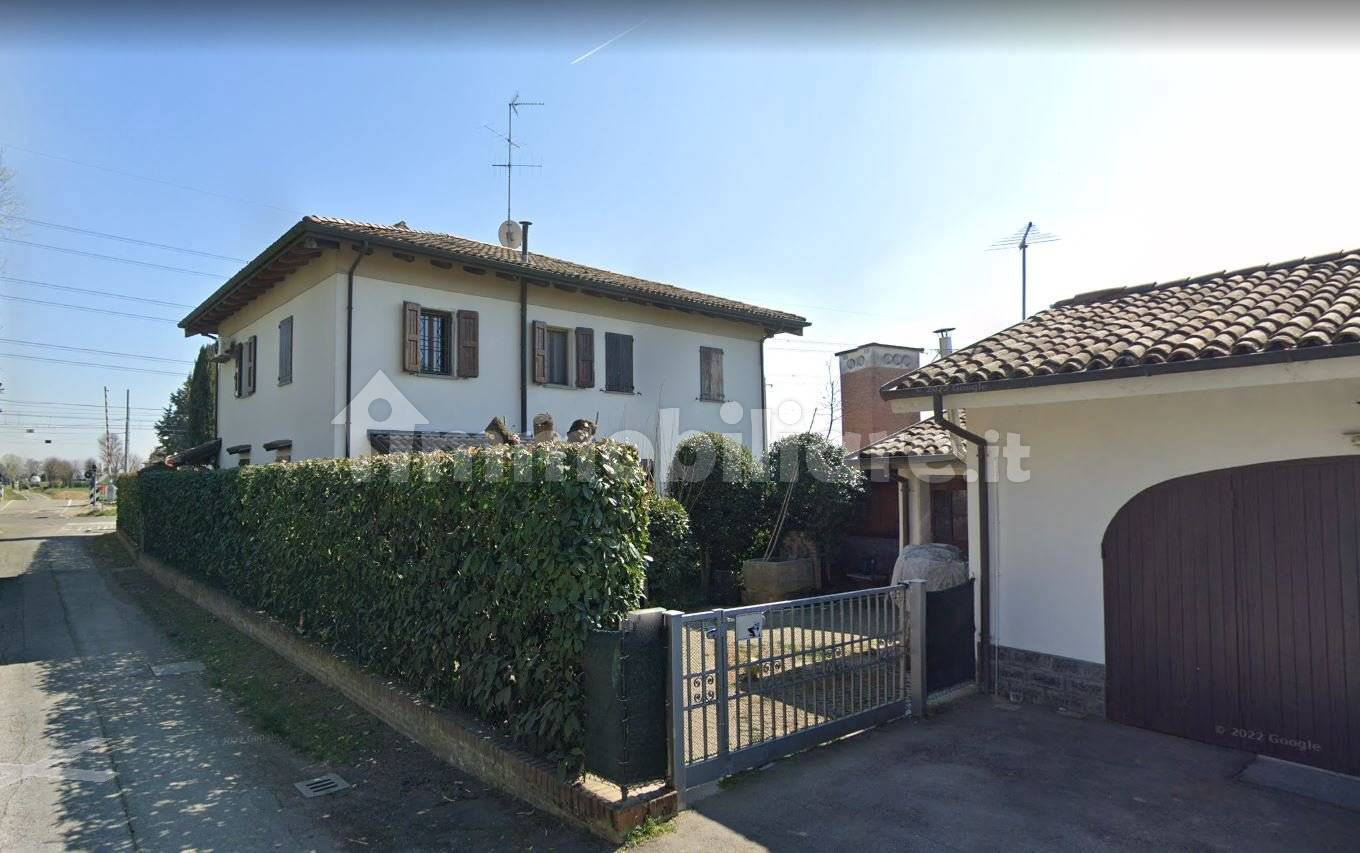 3 غرف نوم فيلا في Castenaso, Italy رقم 223144