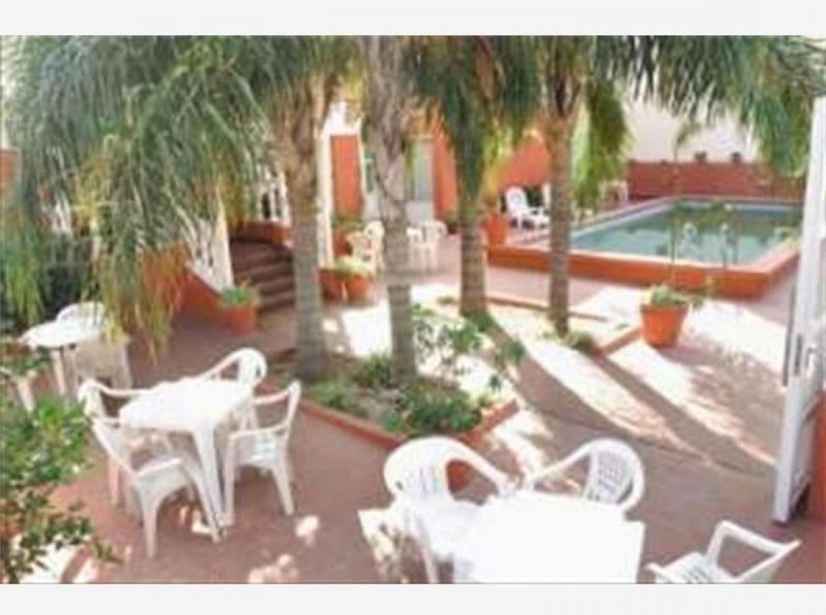 417m² Hotel in Cordoba, Argentina No. 24884