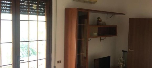 6 rooms Villa in Viareggio, Italy No. 92651 10