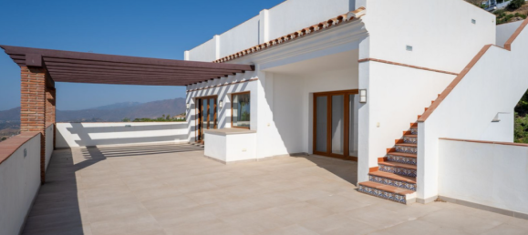 Villa de 7 dormitorios en Mijas, Spain No. 246152 39
