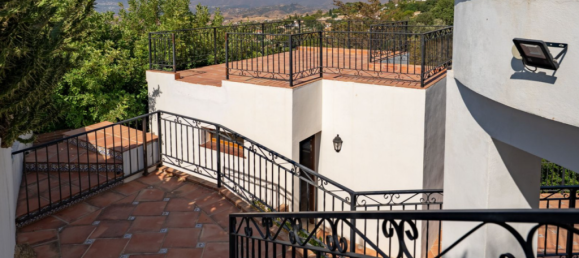 Villa de 7 dormitorios en Mijas, Spain No. 246152 27