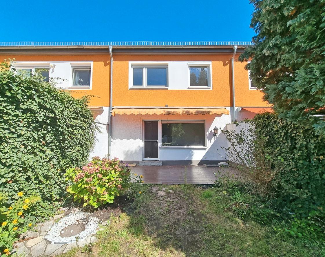 Таунхаус с 3 комнатами в Рудов, Германия № 295074