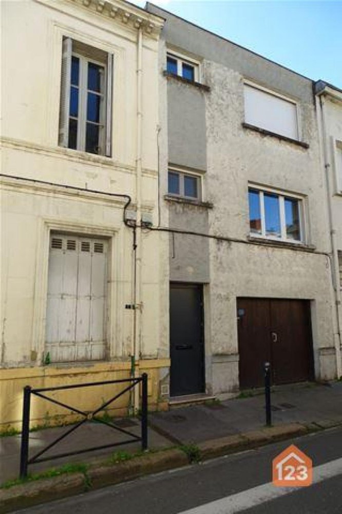 2 bedrooms Condo in Bordeaux, France No. 13619