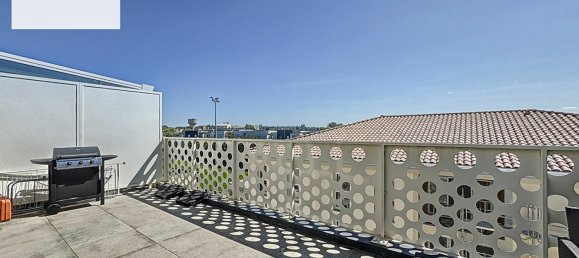 Apartamento de 1 dormitorio en Miramas, France No. 349881 3