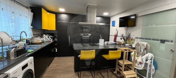 3 bedrooms House in Seixal, Portugal No. 20276 12