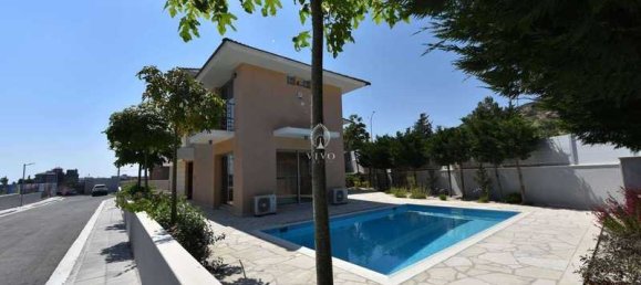 3 bedrooms Villa in Pyrgos, Cyprus No. 19165 12