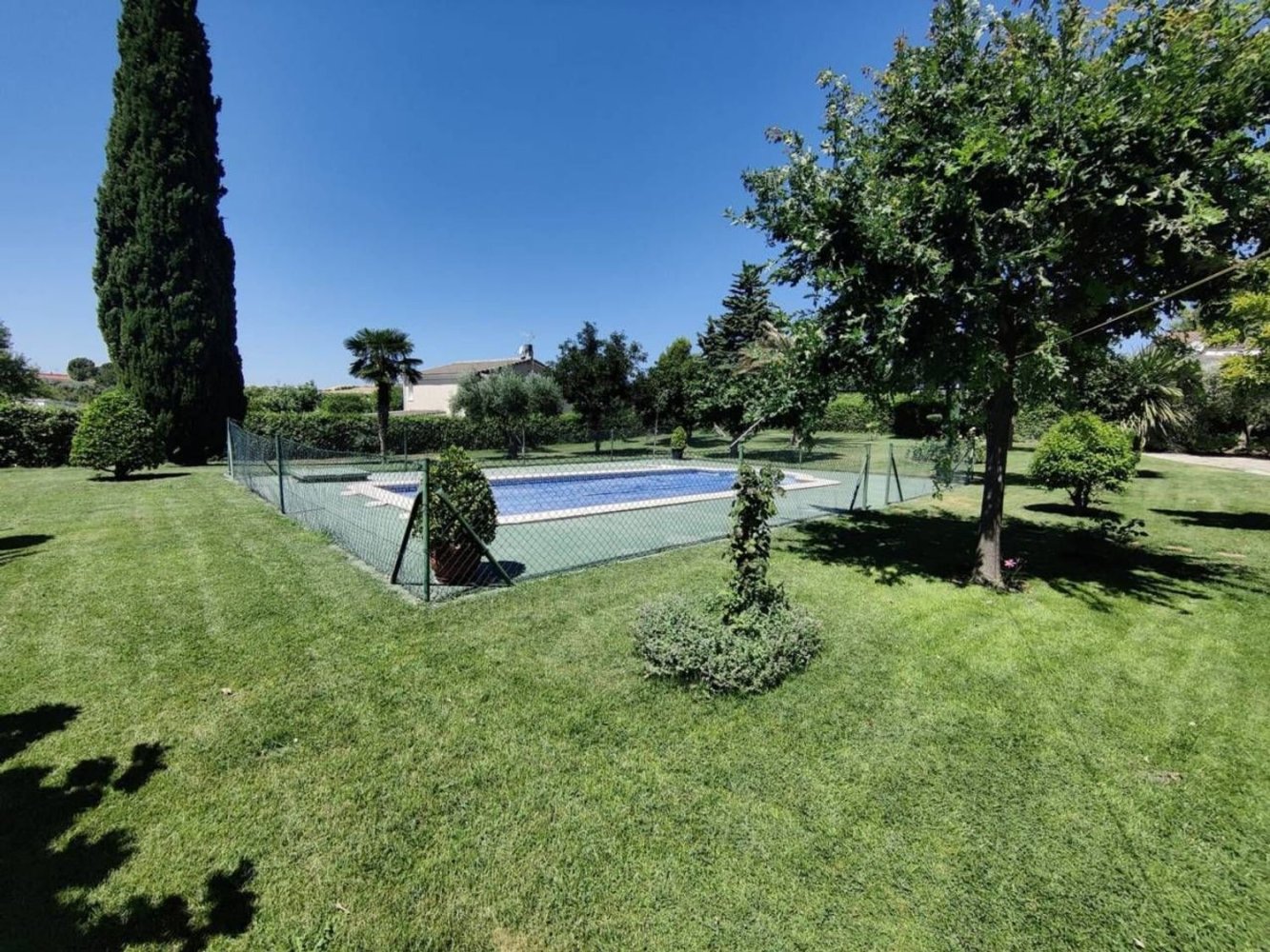 4 bedrooms House in El Molar, Spain No. 168870