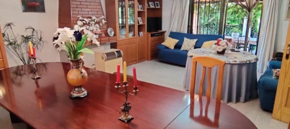 4 bedrooms House in El Molar, Spain No. 168870 17