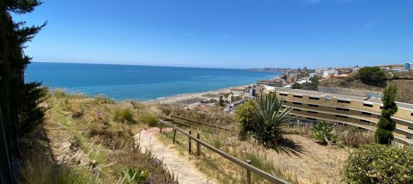 Apartamento de 2 dormitorios en Benalmádena, Spain No. 37234 8