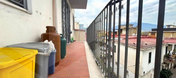 5 rooms Apartment in Pomigliano d'Arco, Italy No. 18947 26