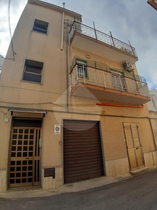 Casa de 11 divisões em Castelvetrano, Italy N.º 358633