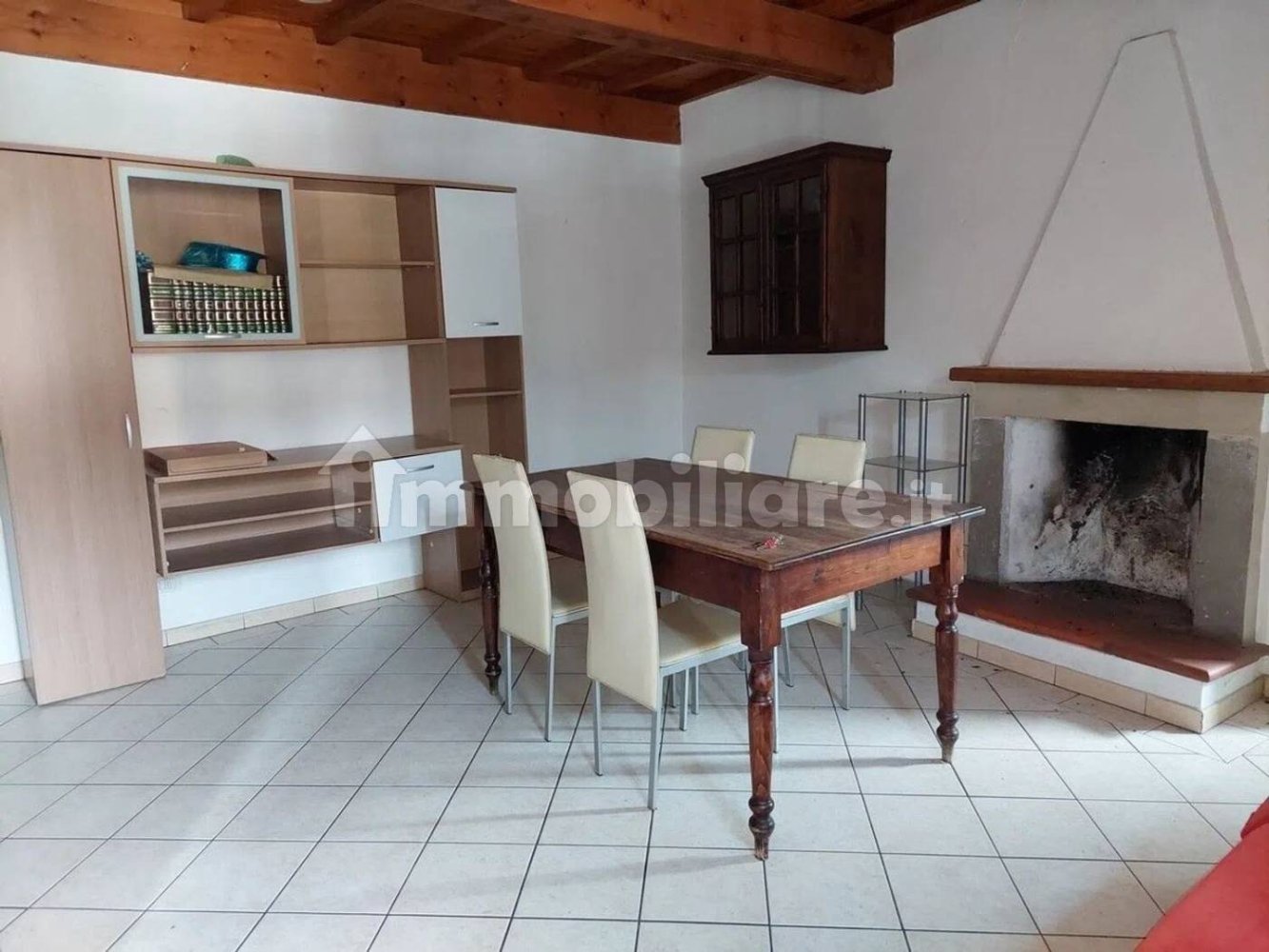 5 Schlafzimmer Wohnung in Arezzo, Italy, Nr. 211078