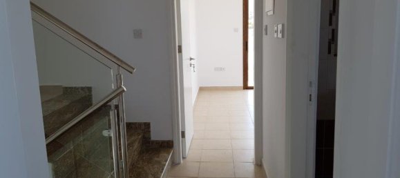 8 Schlafzimmer Villa in Paphos, Zypern, Nr. 25019 3