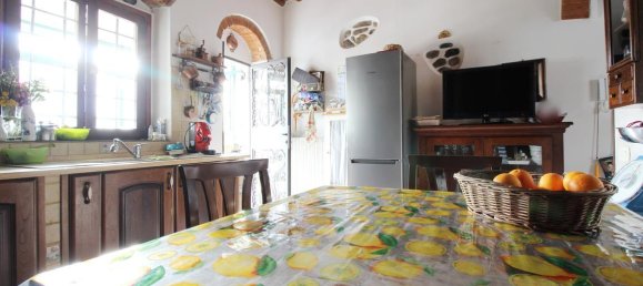 Дом с 5 комнатами в Прато, Италия № 232419 4