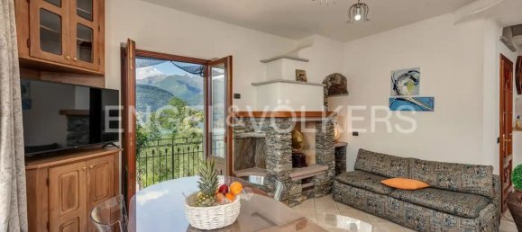 8غرفة فيلا في Colico, Italy رقم 109142 8