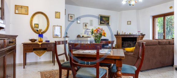 5 bedrooms Villa in Rome, Italy No. 310808 25