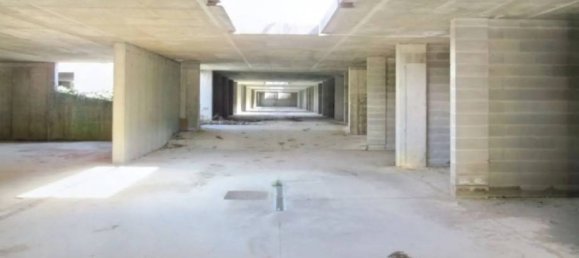 2190m² Garage in Tregnago, Italy No. 293560 7