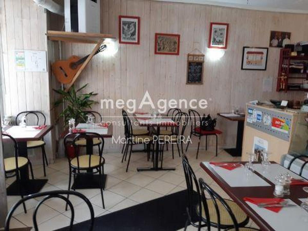 Büro in Versailles, France 35m², Nr. 20563