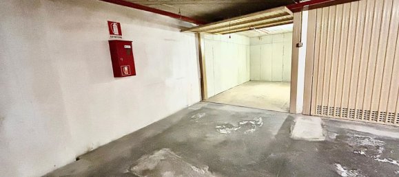 16m² Garage in Loano, Italy No. 90417 5