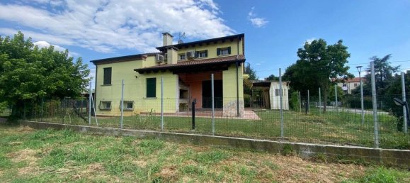4 bedrooms Villa in Villaga, Italy No. 293153 21