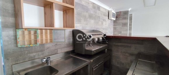 102m² Commercial property in Lagos, Portugal No. 311671 3