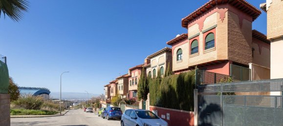 4 Schlafzimmer Haus in Jun, Spain, Nr. 94784 46