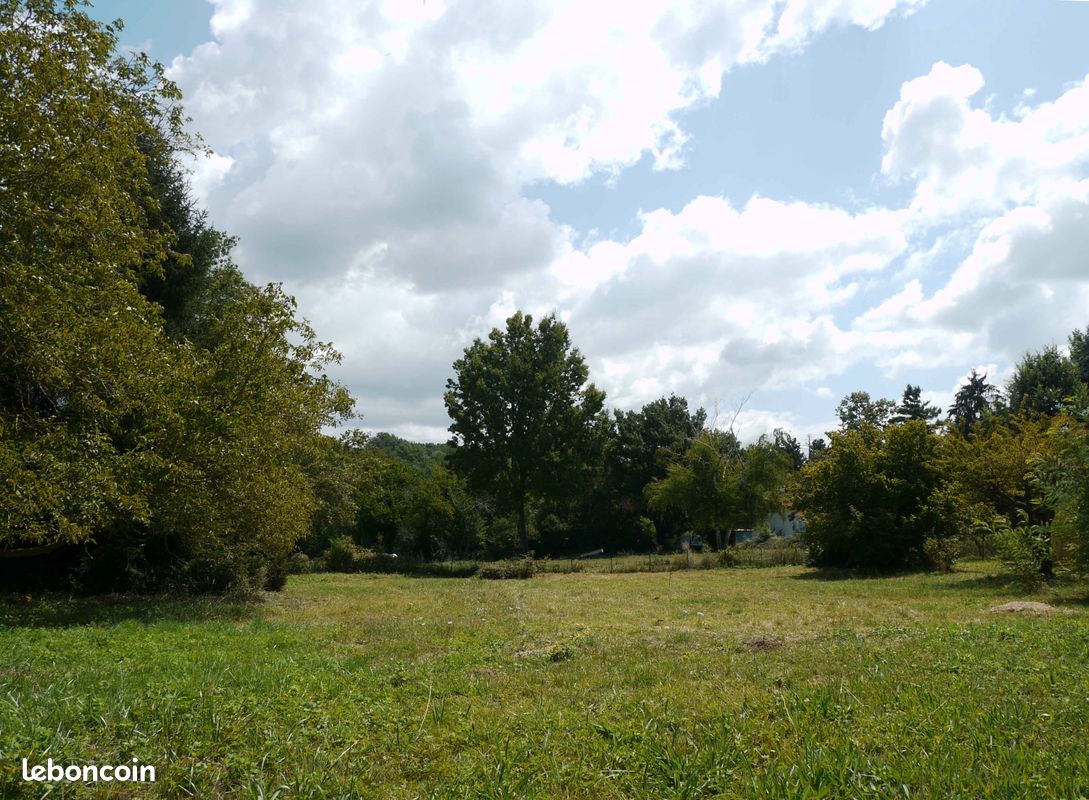  Land in Occitanie, France No. 284870