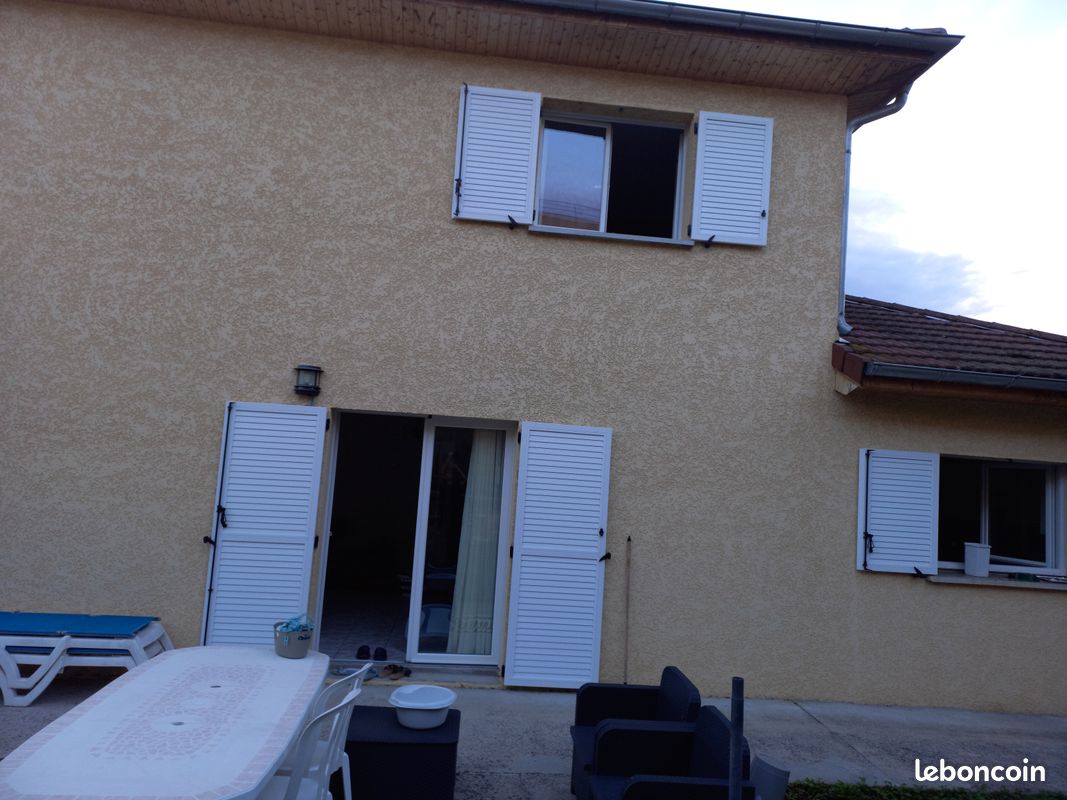 5 Schlafzimmer Haus in Oyonnax, France, Nr. 317183